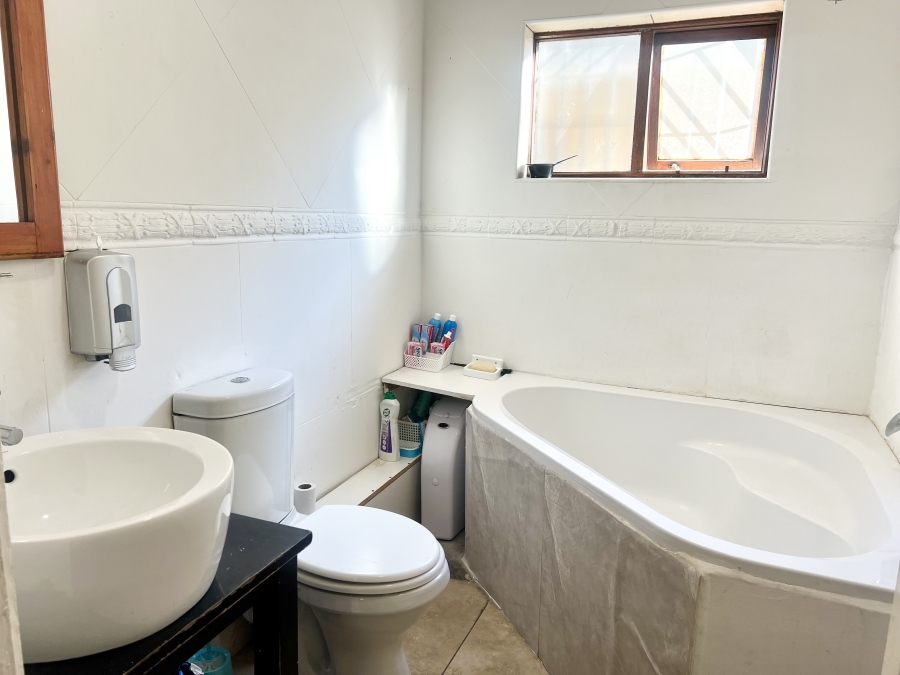 4 Bedroom Property for Sale in Townsend Estate Western Cape